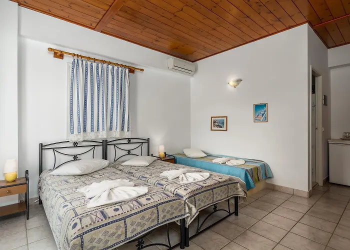 ゲストハウス Apollon ポロニア