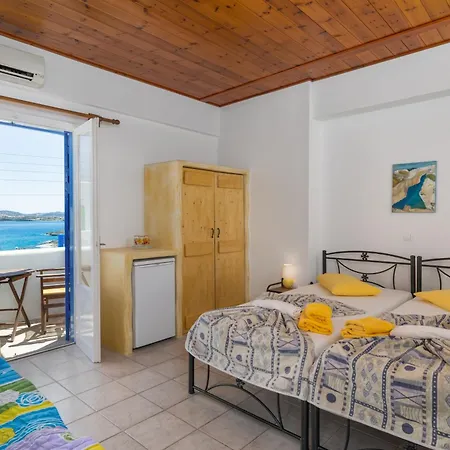 Apollon בית הארחה פולוניה