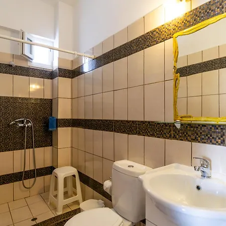 בית הארחה Apollon פולוניה